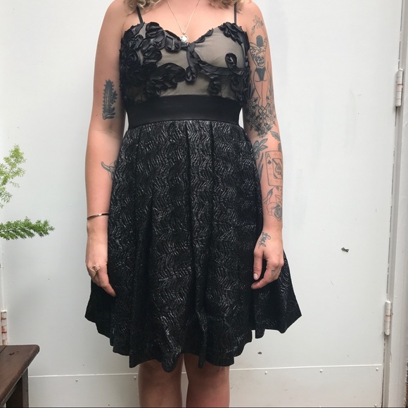 Walter Cocktail Dress - Picture 5 of 7